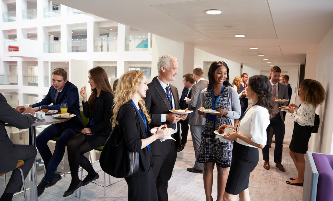 The Benefits of Using Natural Plates and Cups for Corporate Events